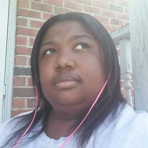 Meet your Posher, Deborah a